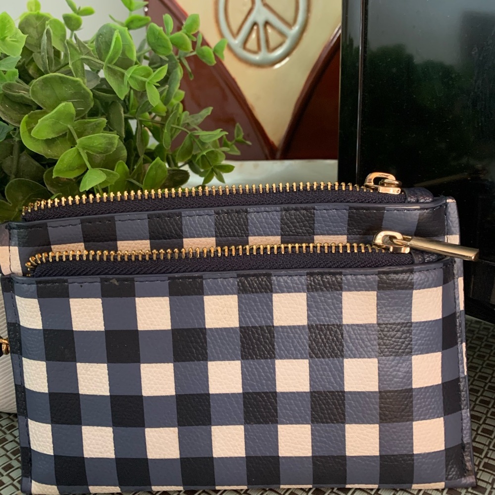 Striped wallet